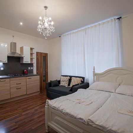 Cozy Homestay At Andel Prague Ngoại thất bức ảnh