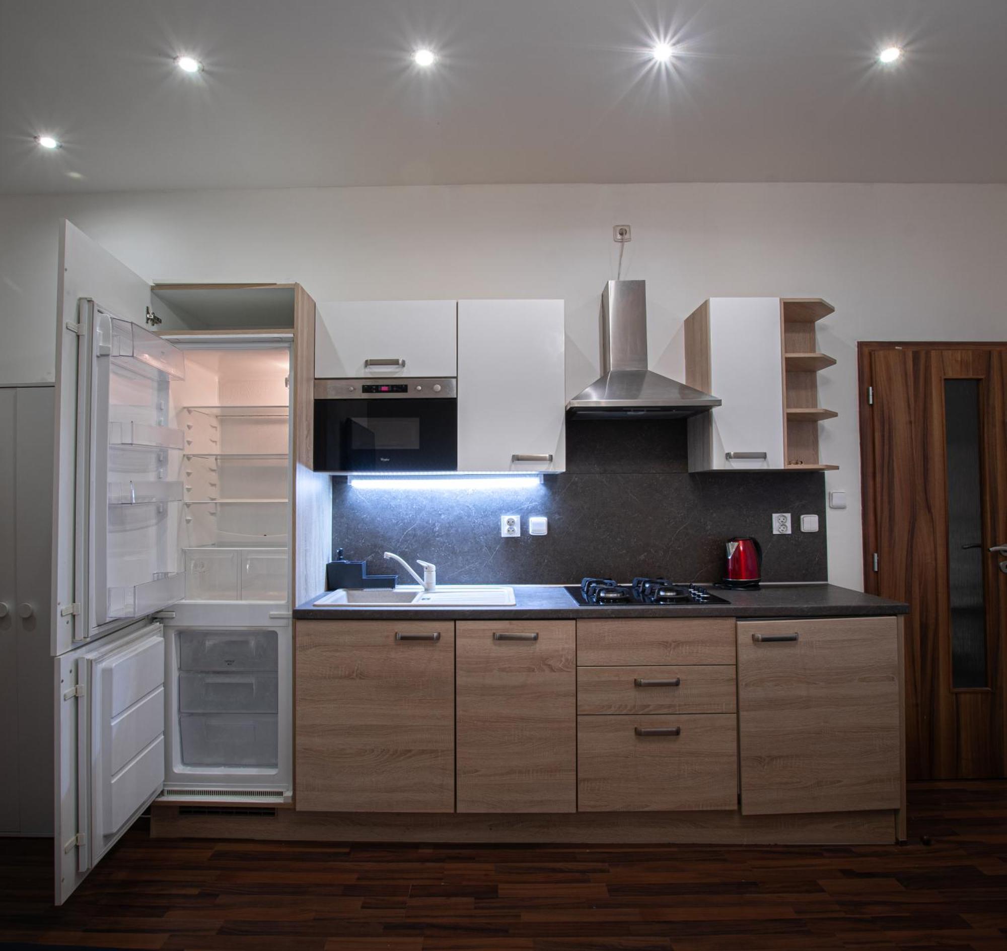 Cozy Homestay At Andel Prague Ngoại thất bức ảnh